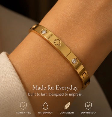 Nova SA Stainless Steel Clover Bracele